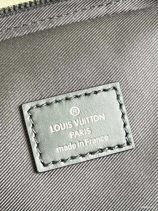 WIS SLINGBAG AVENUE LOUIS VUITTON 0717
